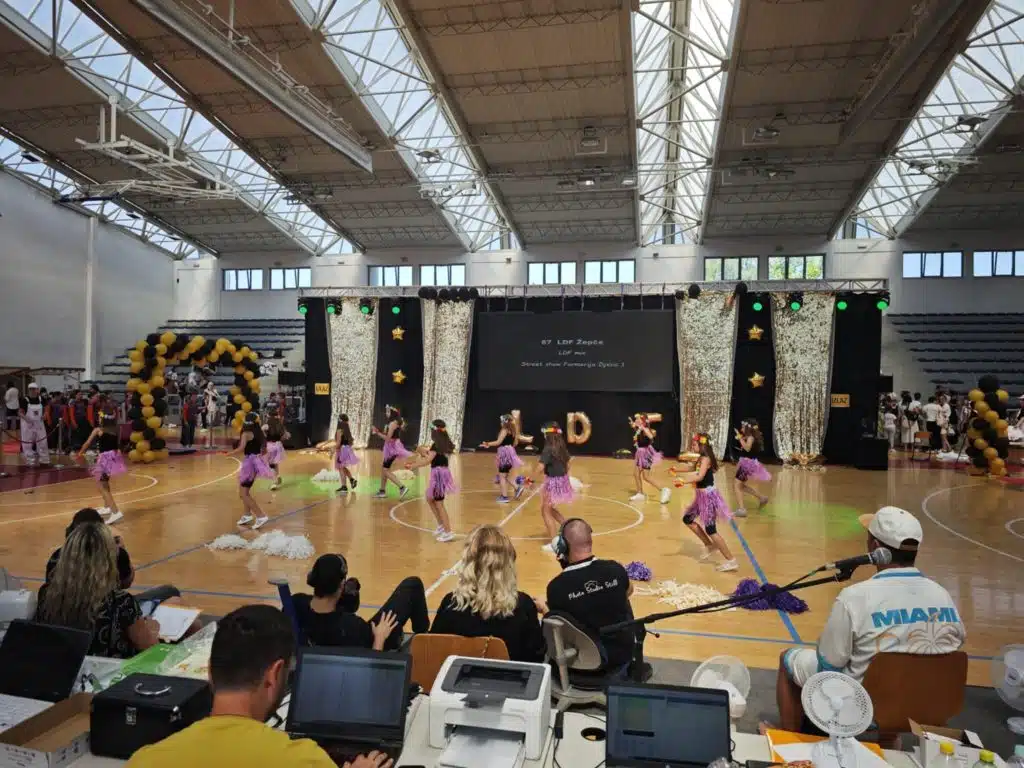 Vitez bio domaćin spektakularnog plesnog festivala i internacionalnog mažoret cup