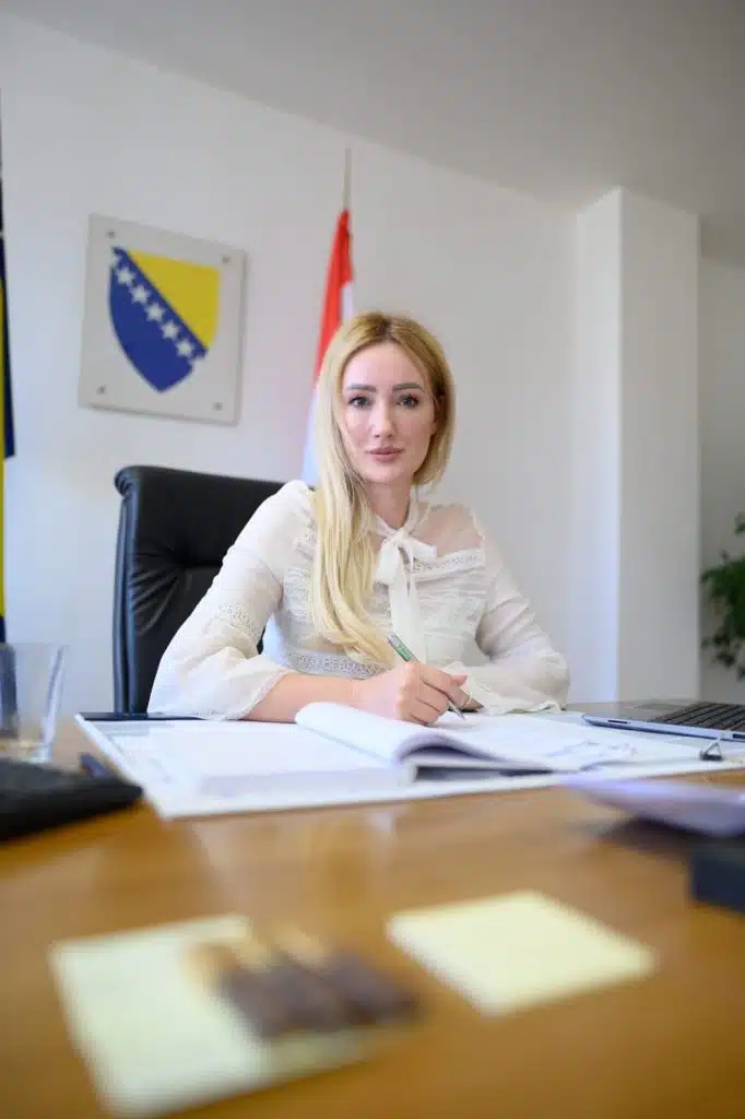 Donesena nova Esencijalna lista lijekova u ZDK: Četiri miliona KM više za lijekove