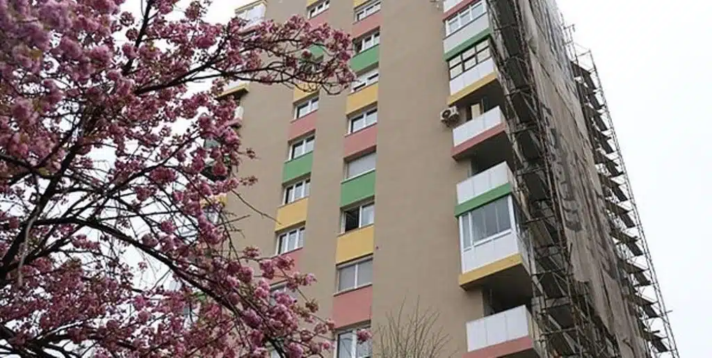 Održana info sesija povodom Javnog poziva za iskazivanje interesa građana za energetsku obnovu višestambenih zgrada
