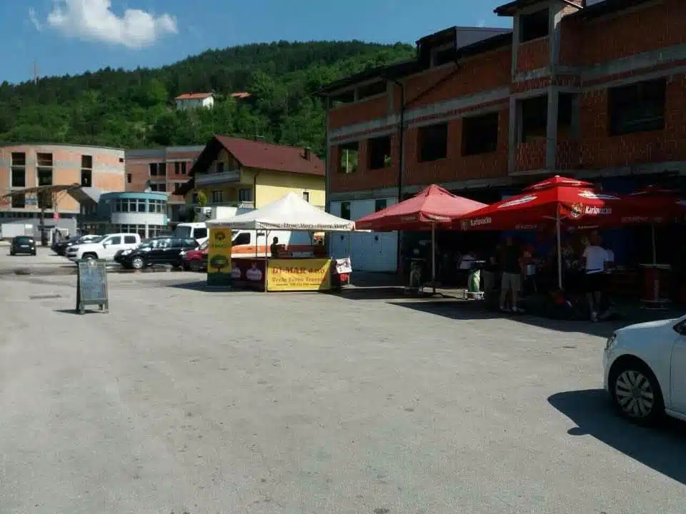 TRAVNIK: DI-MAR osigurao besplatno piće i hranu za hodočasnike sv.Ivi u Podmilačje