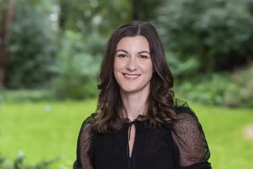 Tuzlanka Mirna Šumatić doktorirala na čuvenom Oxfordu: Istražuje kako odnosi nastavnika i učenika oblikuju uspjeh djece