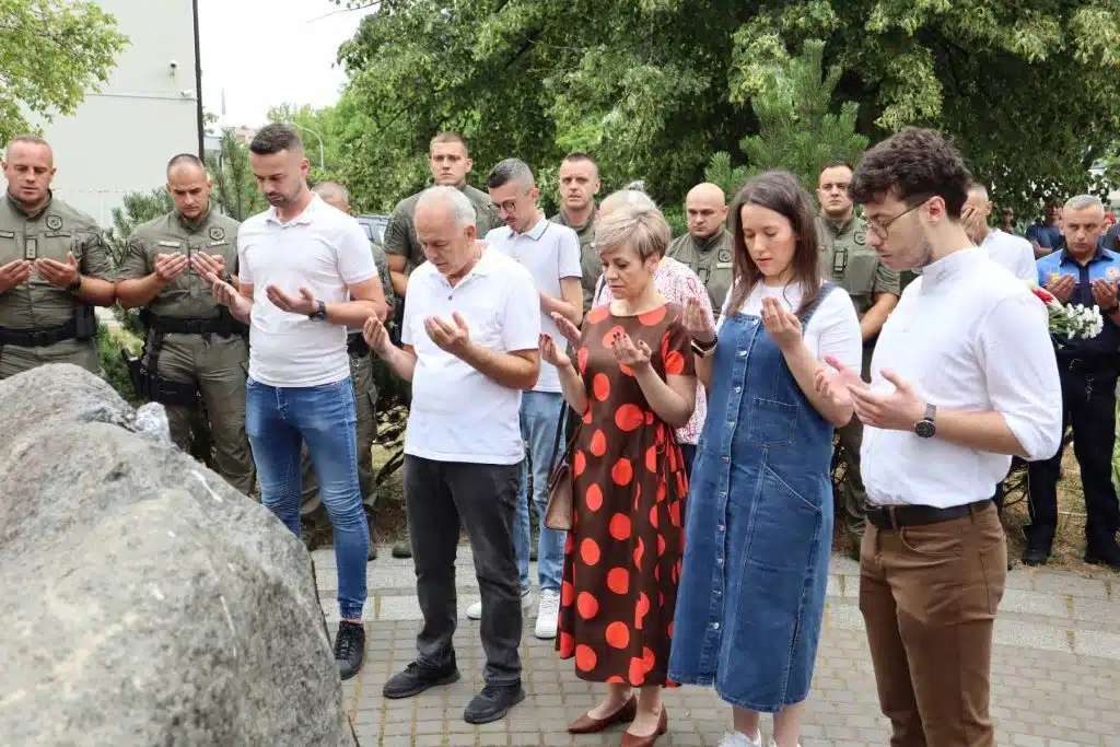 U Bugojnu obilježena 15. godišnjica terorističkog napada na policijsku stanicu