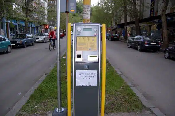 Tuzla na korak do ukidanja blokade vozila “kandžom”, mijenjaju model kažnjavanja nesavjesnih vozača