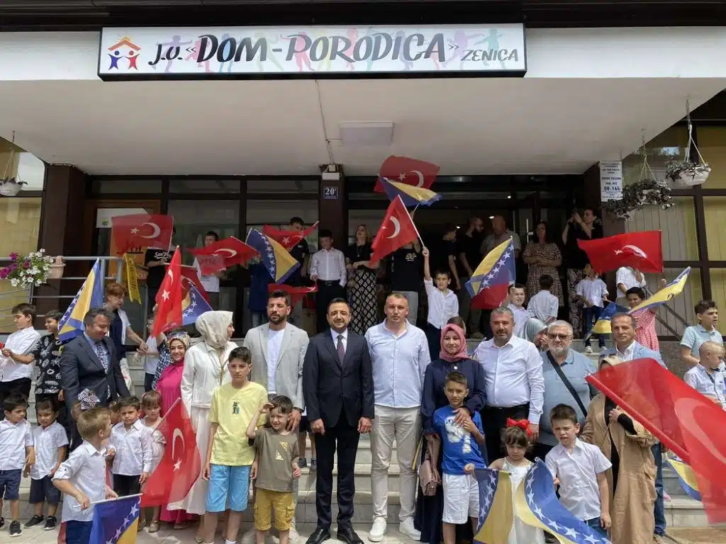 Podrška JU Dom porodica od prijatelja iz Turske