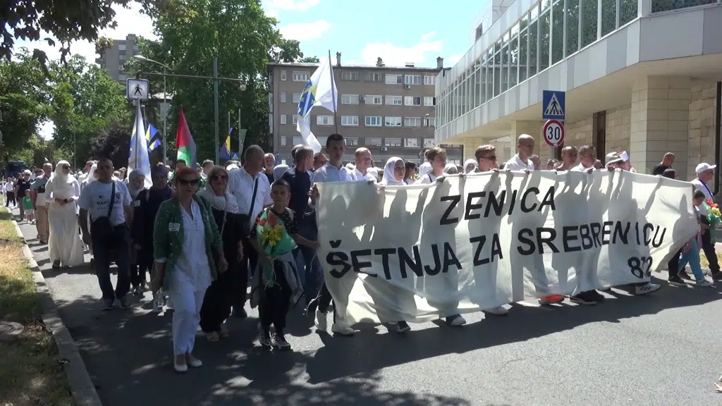 Mimohod tužnih sjećanja šetnjom “Zenica za Srebrenicu”