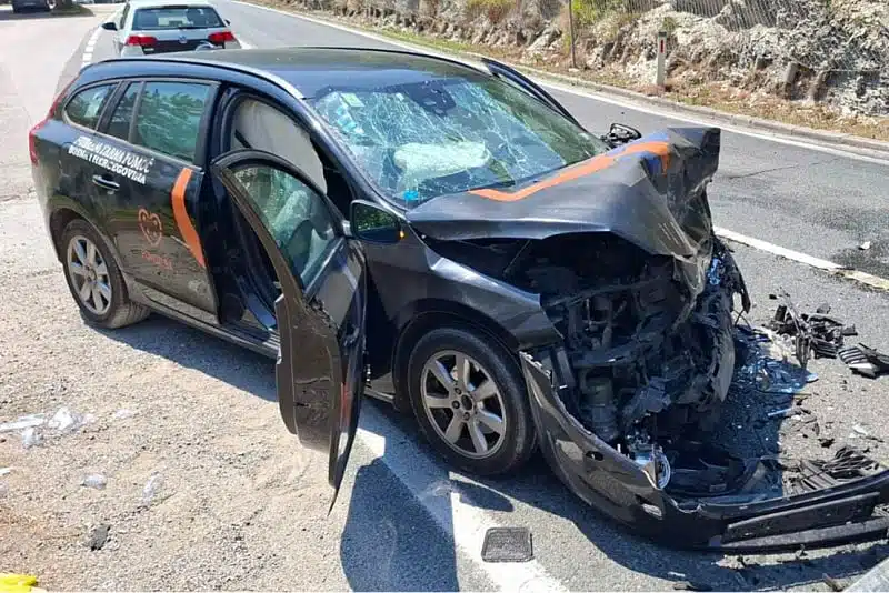 Detalji nesreće na cesti Jablanica – Mostar: Teško ozlijeđen volonter Pomozi.ba