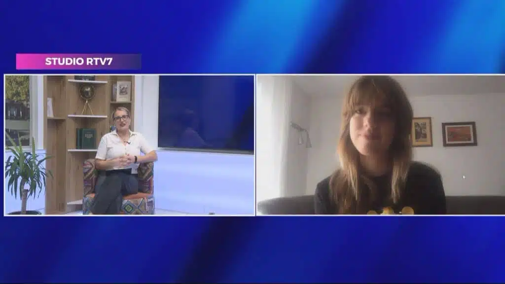 Tuzlanka Selma Mujačić među najboljim djevojkama Evrope u informatici (VIDEO)