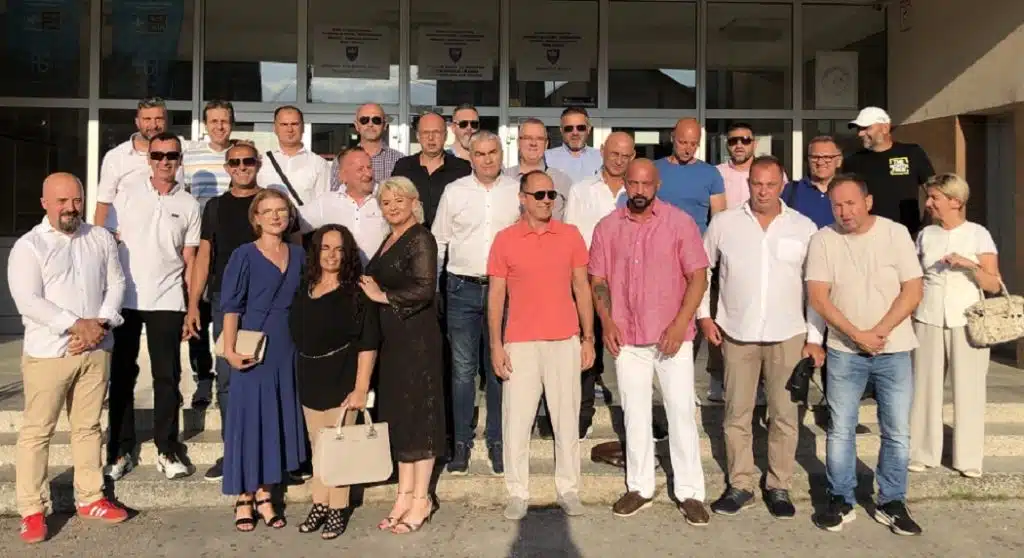 Obilježeno 30 godina od mature tehničara elektronike i energetike Tehničke škole u Zenici