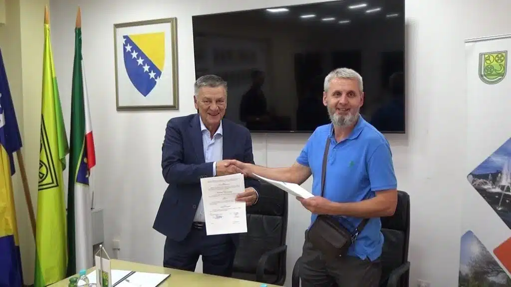 U Gradskoj upravi Zenica potpisani ugovori o dodjeli podsticajnih sredstava za poljoprivredu
