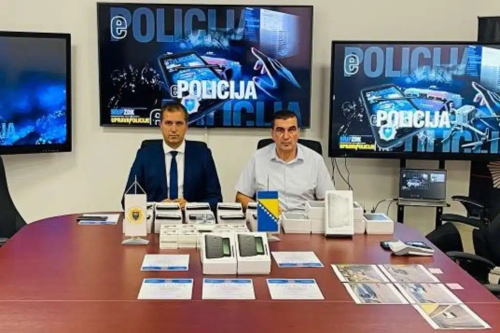 MUP ZDK predstavio novu opremu za policijske patrole u saobraćaju