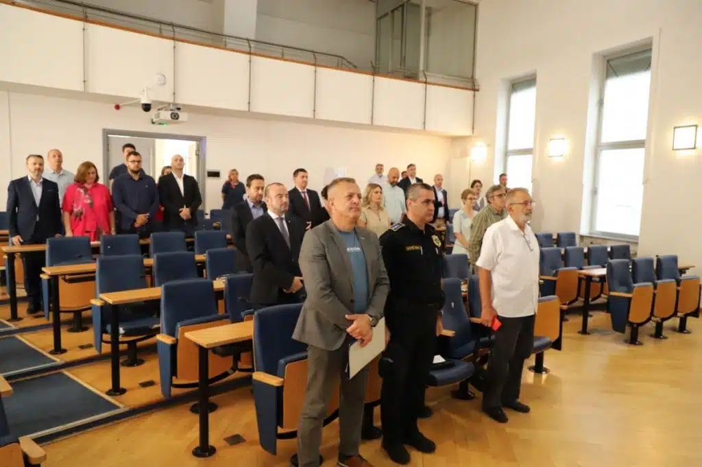 Općinsko vijeće jednoglasno zatražilo hitno izmještanje Metadonskog centra sa Višnjika