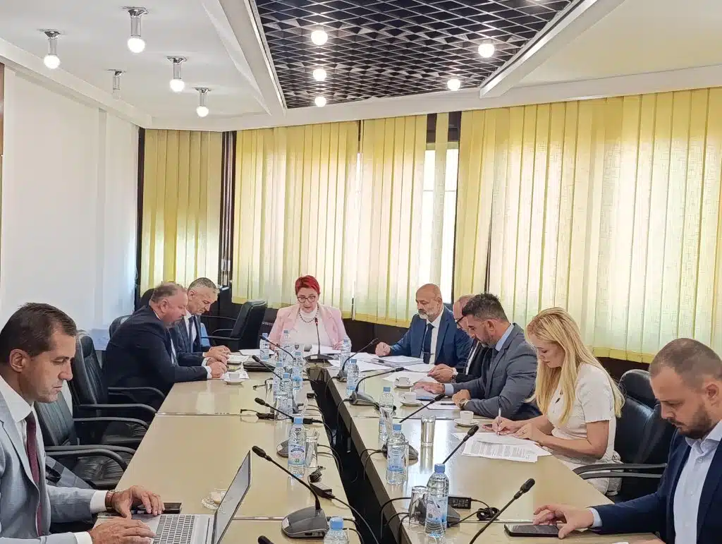 Vlada ZDK donijela niz odluka o kadrovskim pitanjima i finansijskoj podršci lokalnim zajednicama