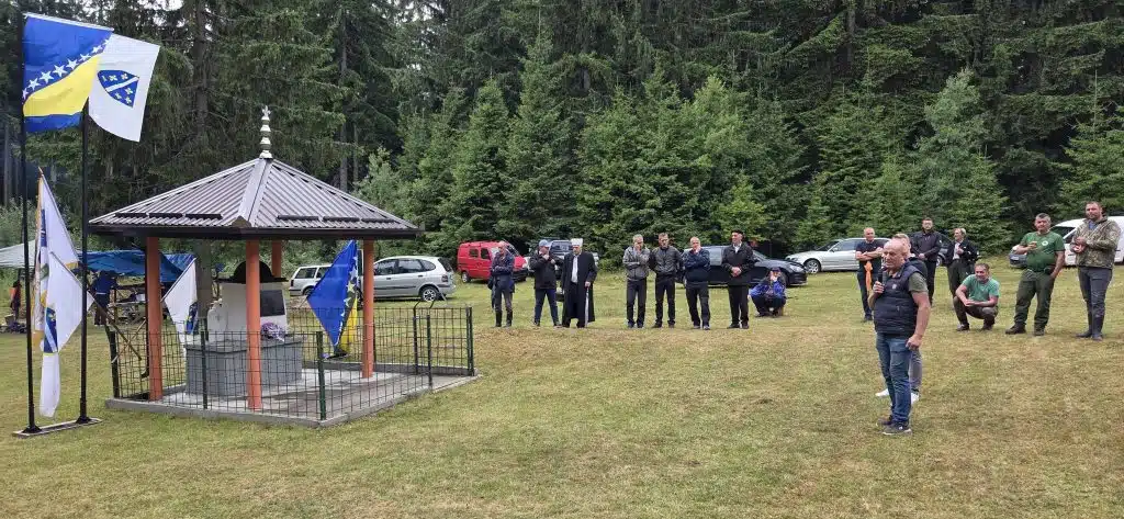 Obilježena 24. godišnjica stradanja šehida Karaulske gore (FOTO)