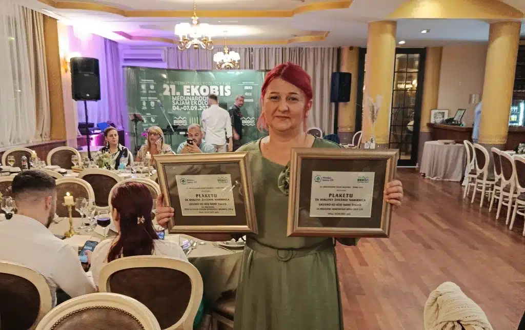 (FOTO) Travnički brend „Ukusno ko kod nane“ osvojio dvije medalje za kvalitet na Ekobis sajmu