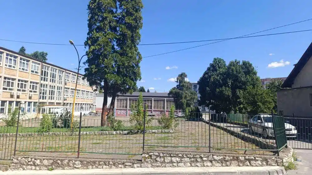 Maloljetniku određen pritvor zbog pokušaja ubojstva vršnjaka