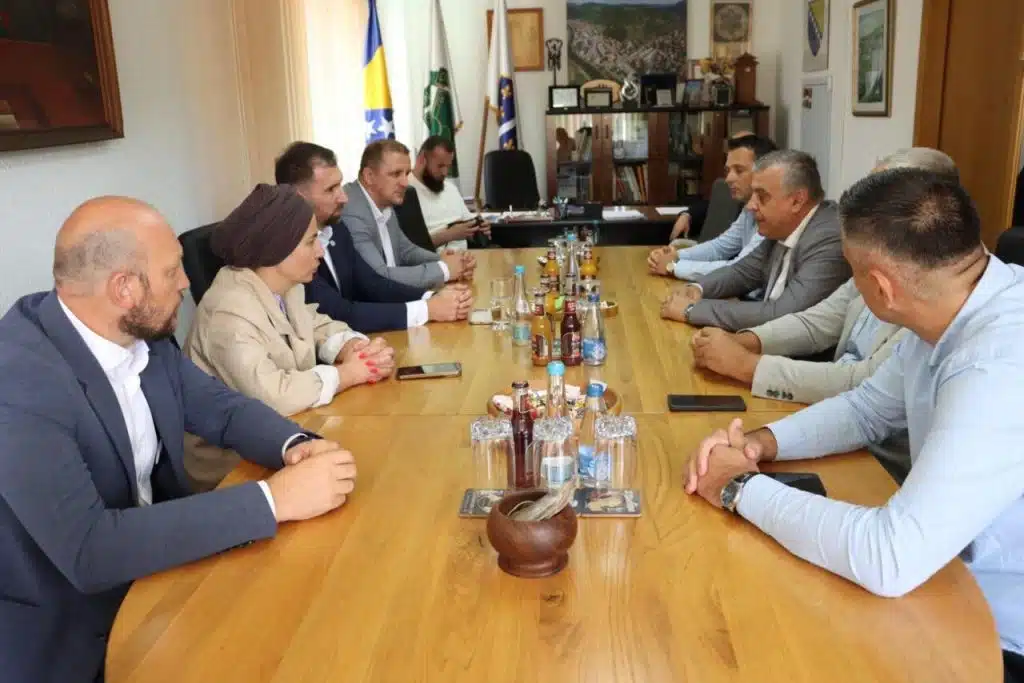 Ministar Adnan Delić u Donjem Vakufu: Kada zajednica radi zajedno, građani žive bolje