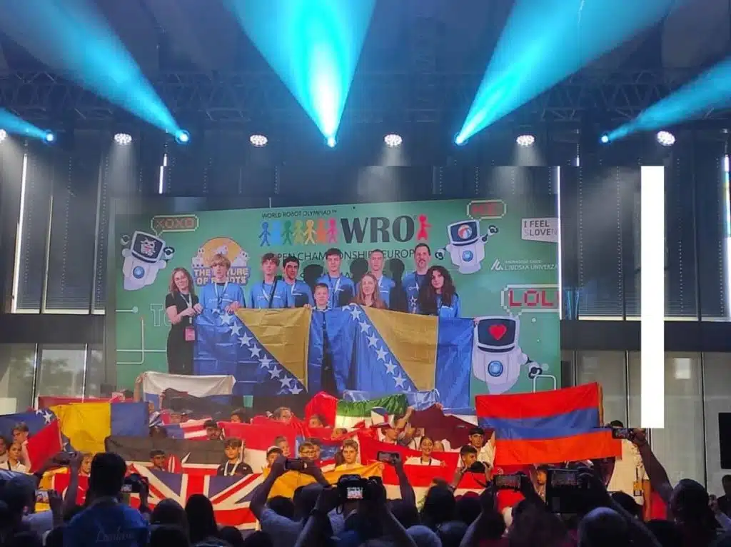 Timovi tuzlanske STEAM akademije srebrni na World Robot Olympiad u Ljubljani