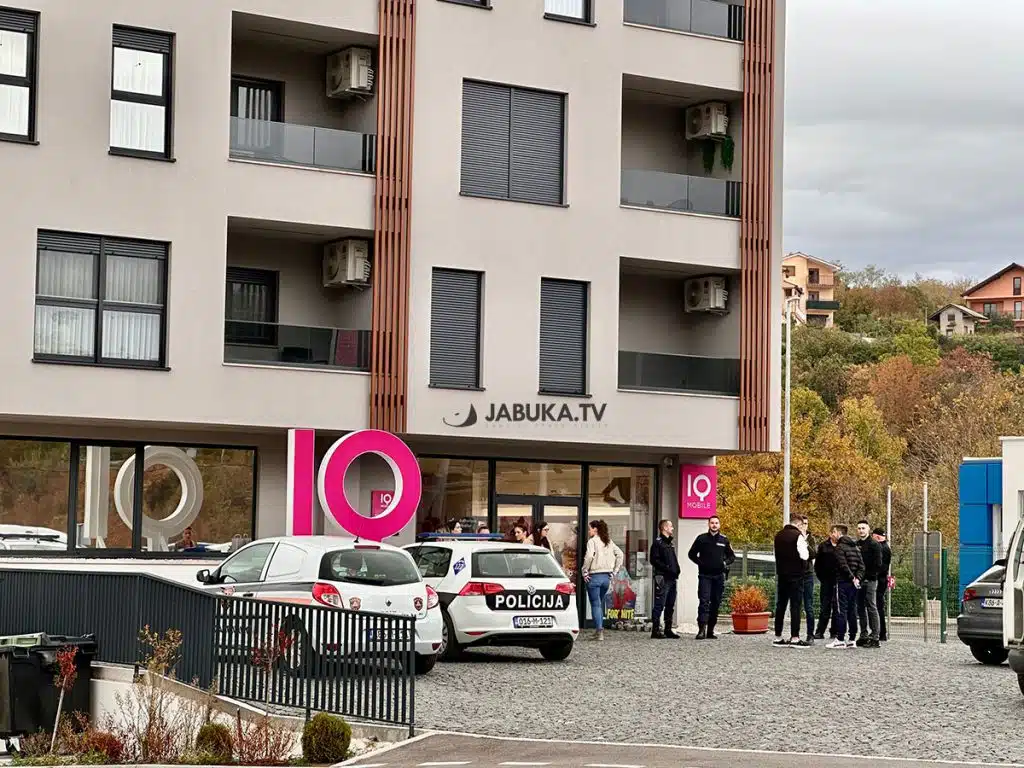 Opljačkana poslovnica IQ Mobile u Širokom Brijegu
