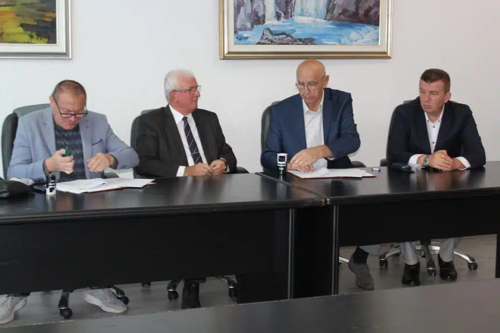Potpisan Kolektivni ugovor za osnovno obrazovanje u Srednjobosanskom kantonu