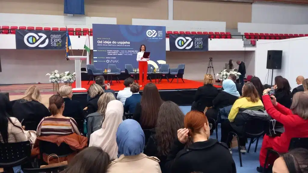 Drugi dan sajma Obrt Expo SB 25 u Travniku: inspirativni program i slastice za posjetitelje (FOTO)