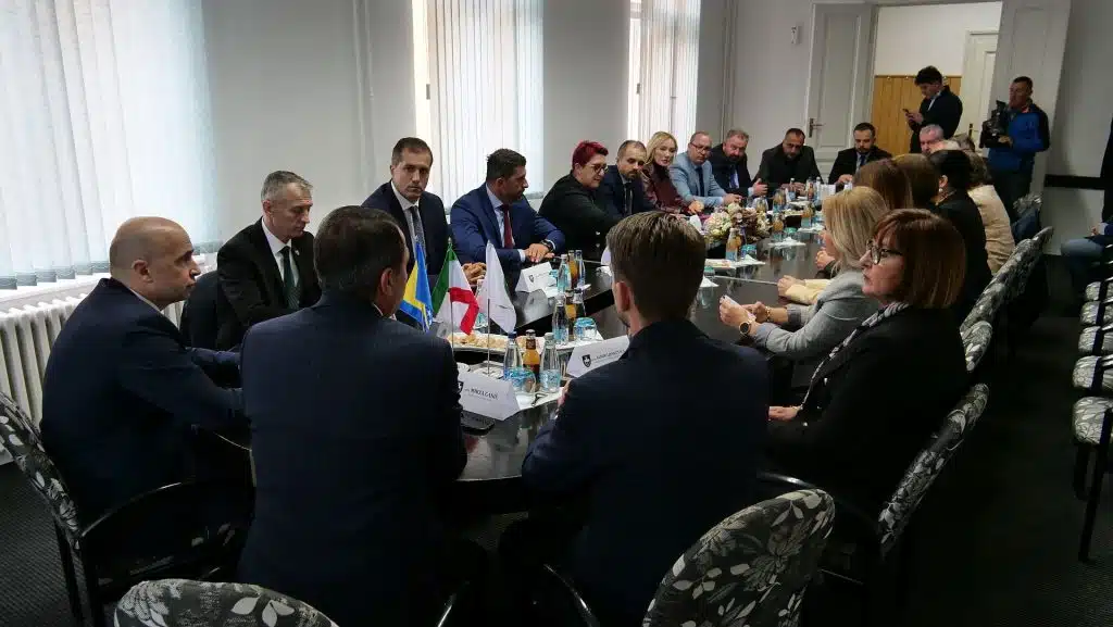 Posjeta Vlade ZDK Gradu Visoko: Zajednički projekti za dobrobit građana