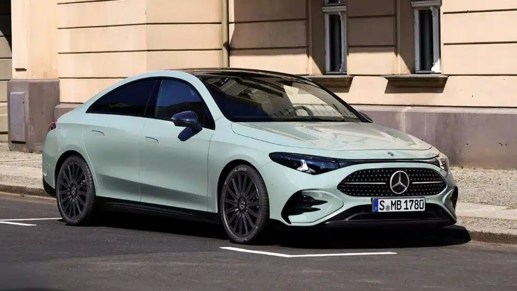 Mercedes CLA: Kompaktna limuzina dostupna i u plug-in hibridnoj verziji