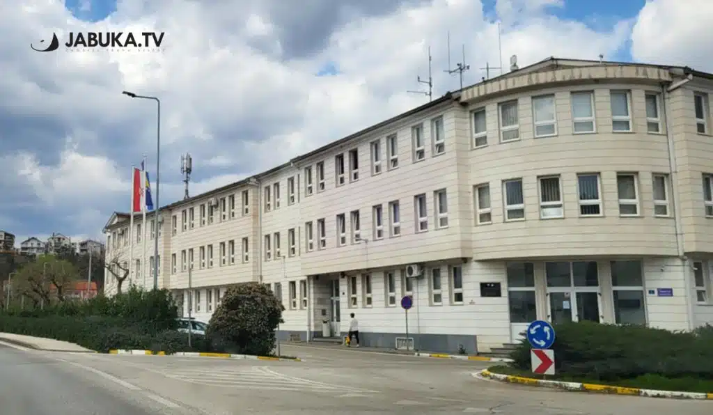 Tužiteljstvo podiglo optužnicu: Muškarci iz Širokog Brijega otkopali grob i premjestili tijelo