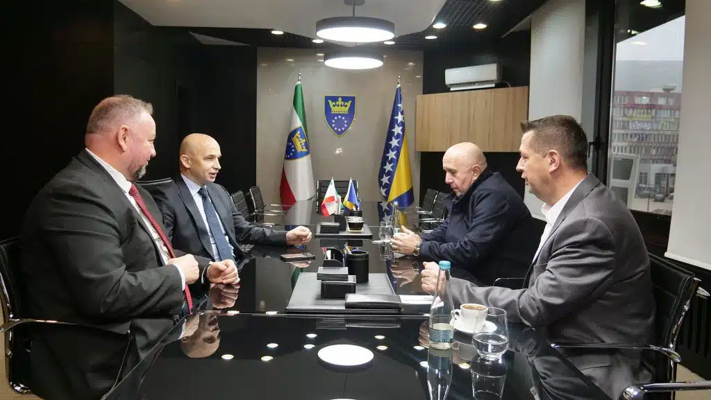 Vlada ZDK: Neizvjesnost u Željezari prijetnja hiljadama radnih mjesta – potrebna reakcija FBiH i države