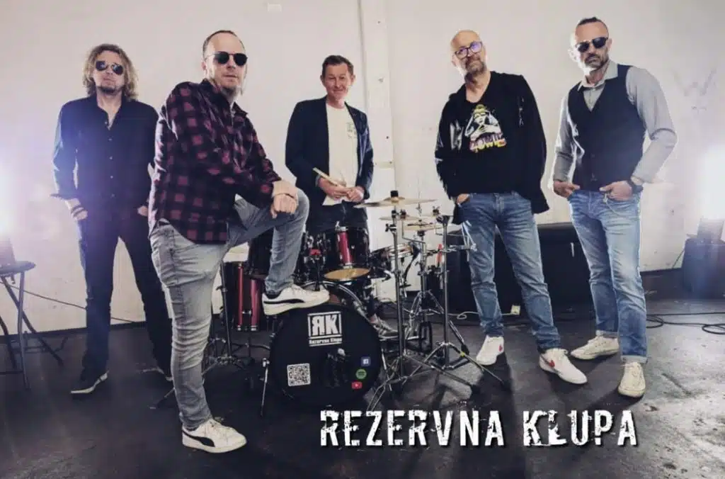 (VIDEO) Božić dolazi – nova pjesma benda Rezervna klupa donosi duh praznika