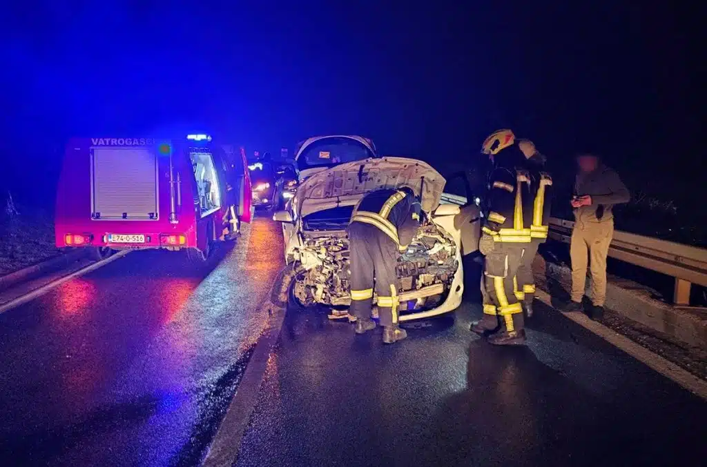 Nesreća na Žovnici: Jedna osoba ozlijeđena, intervenirali i vatrogasci