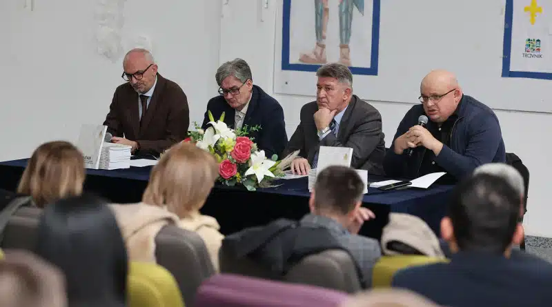 Predstavljen Priručnik za nastavnike historije devetih razreda u SBK
