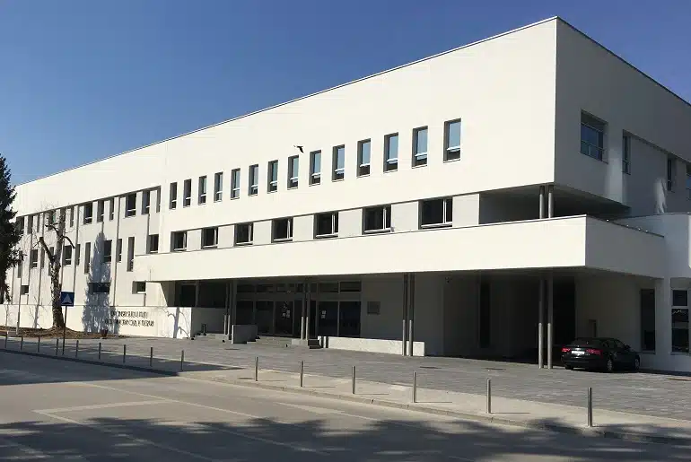 Rijaset: Općinski sud u Tuzli diskriminirao dvije kandidatkinje zbog hidžaba