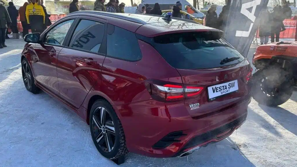 Lada Vesta Sport: Povratak napucane verzije, prvi put dostupan i karavan
