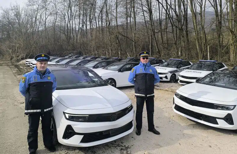 Policija u Srednjobosanskom kantonu dobila 25 novih vozila