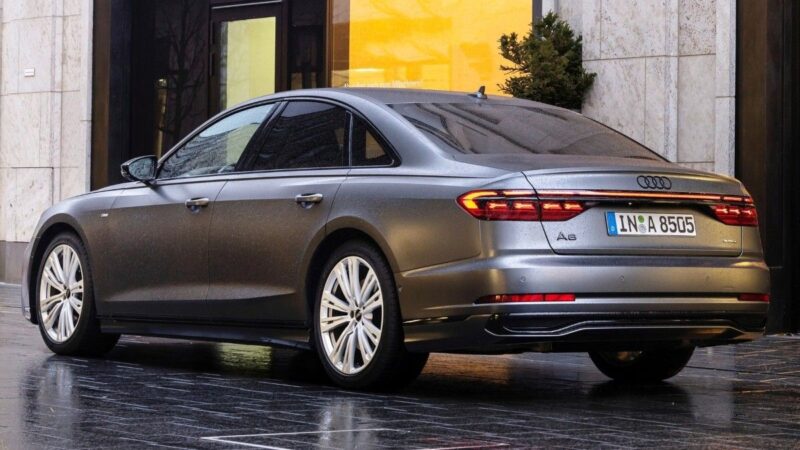 Audi A8