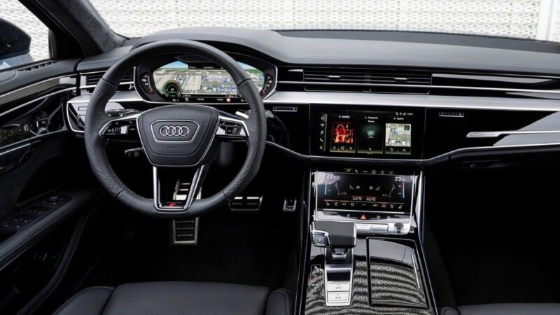 Audi A8
