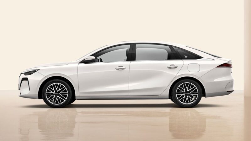 Roewe i6