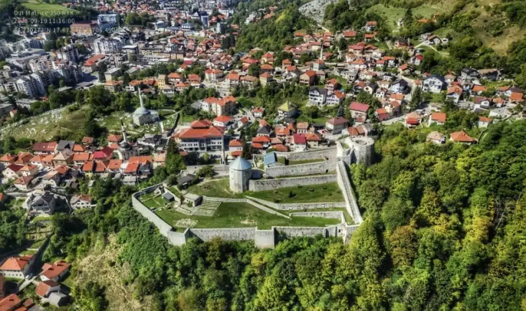 Općina Travnik usvojila Akcioni plan za osobe sa invaliditetom: Lift, inkluzivno igralište i podrška udruženju OSI