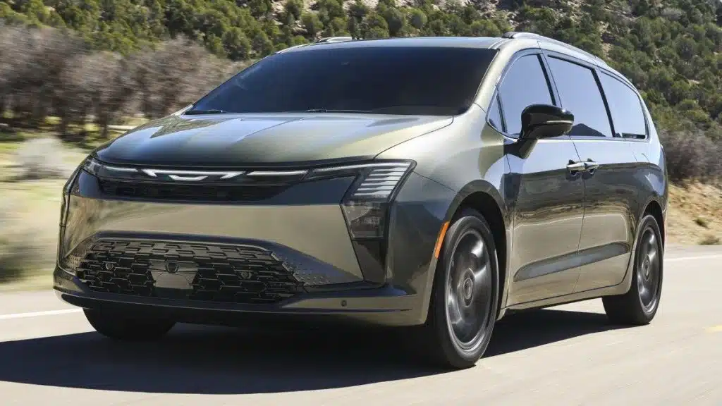 Chrysler Pacifica 2027: Ažuriran najprodavaniji minivan u SAD-u