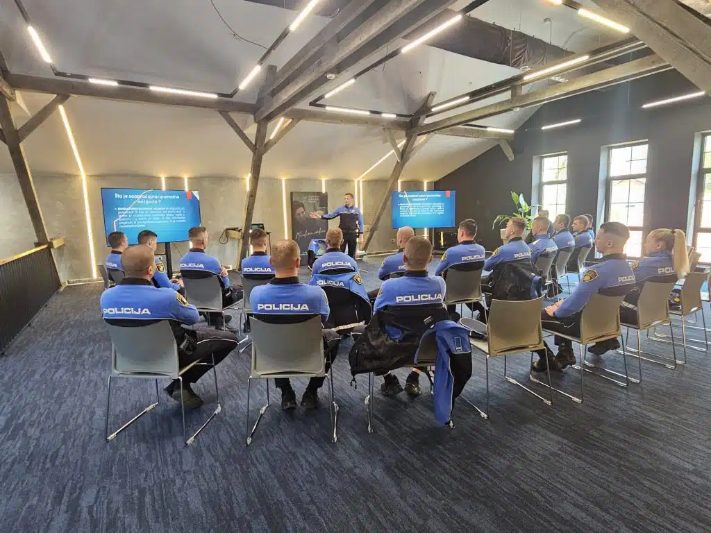 U Travniku održano stručno usavršavanje policijskih službenika na probnom radu