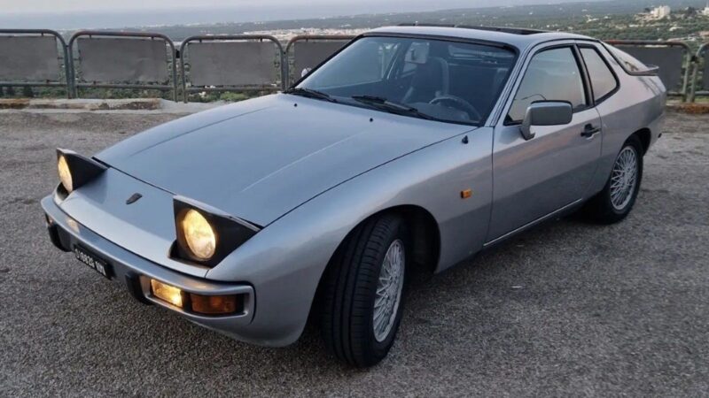 Porsche 924