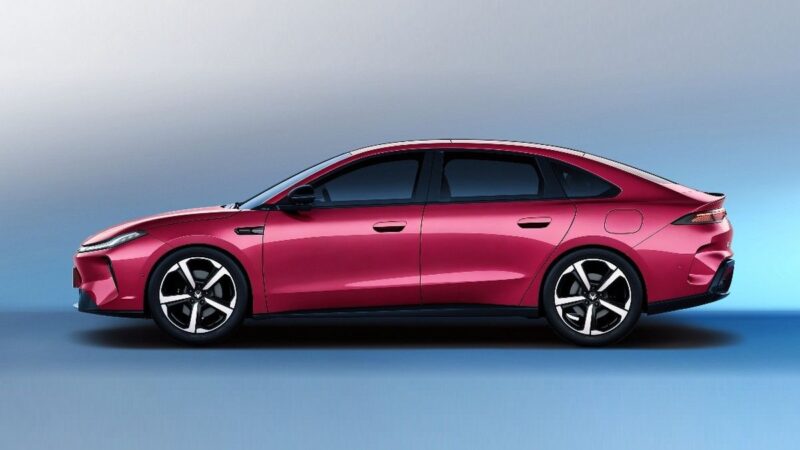 Arcfox S3: BAIC predstavio jeftinu električnu limuzinu