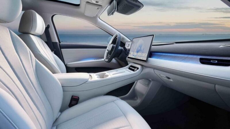 Arcfox S3: BAIC predstavio jeftinu električnu limuzinu