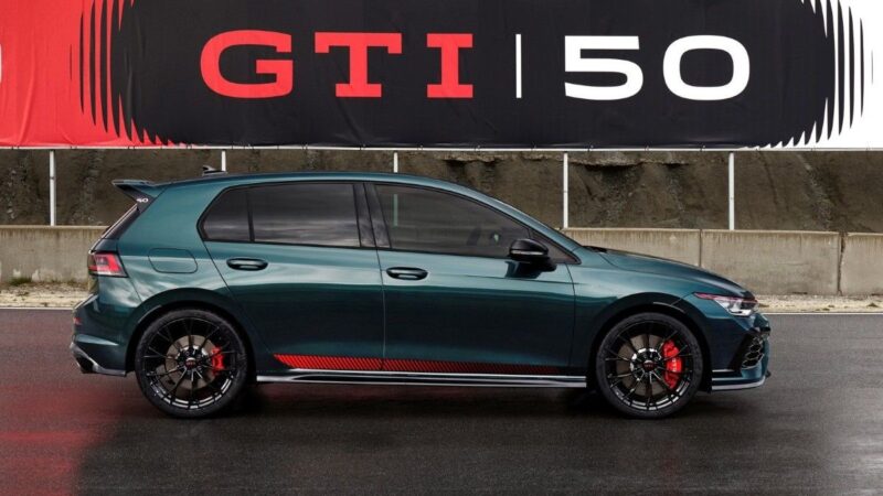 VW Golf GTI Edition 50