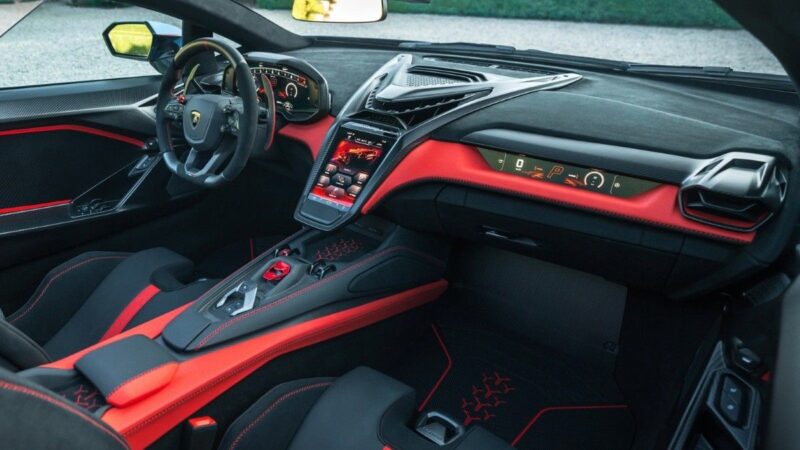 Lamborghini Fenomeno Roadster: Najsnažniji otvoreni Lambo u historiji