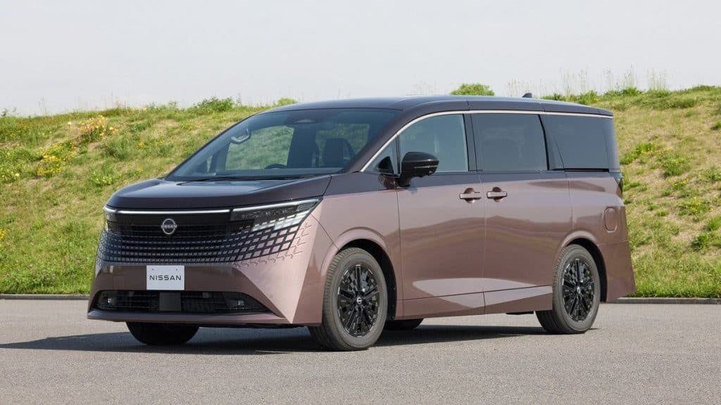 Nissan Elgrand: Van spreman za promjenu generacija nakon 17 godina