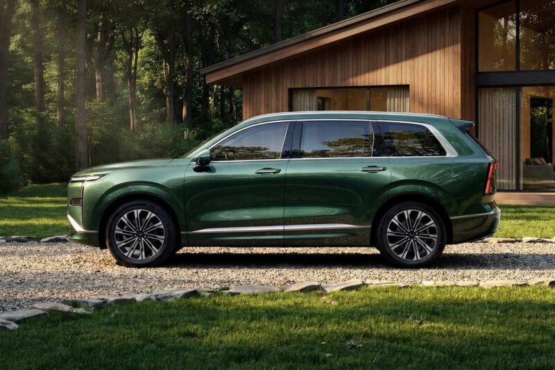 Wuling Starlight L: Pristupačni plug-in hibrid s tri reda sjedišta