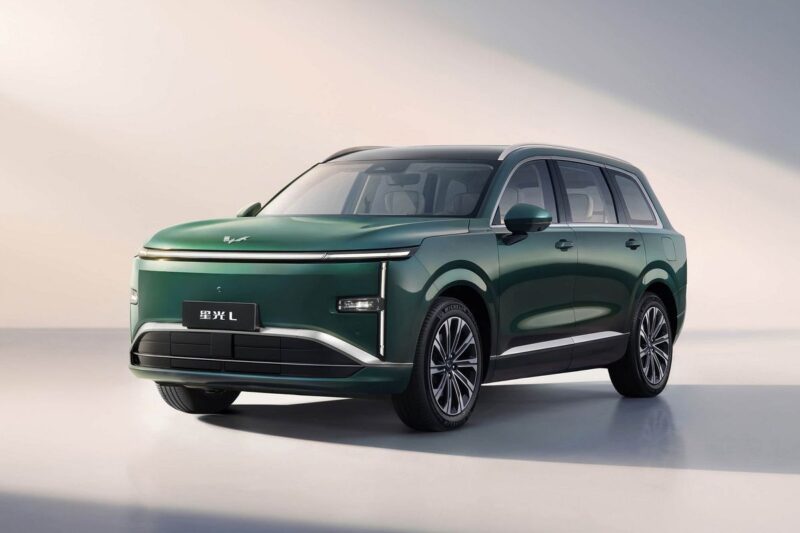 Wuling Starlight L: Pristupačni plug-in hibrid s tri reda sjedišta