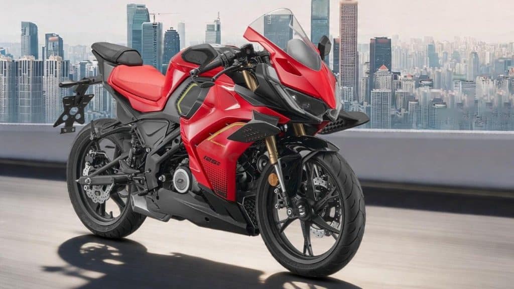 QJMotor SRK 125 RR: Sportski izgled kao glavni adut