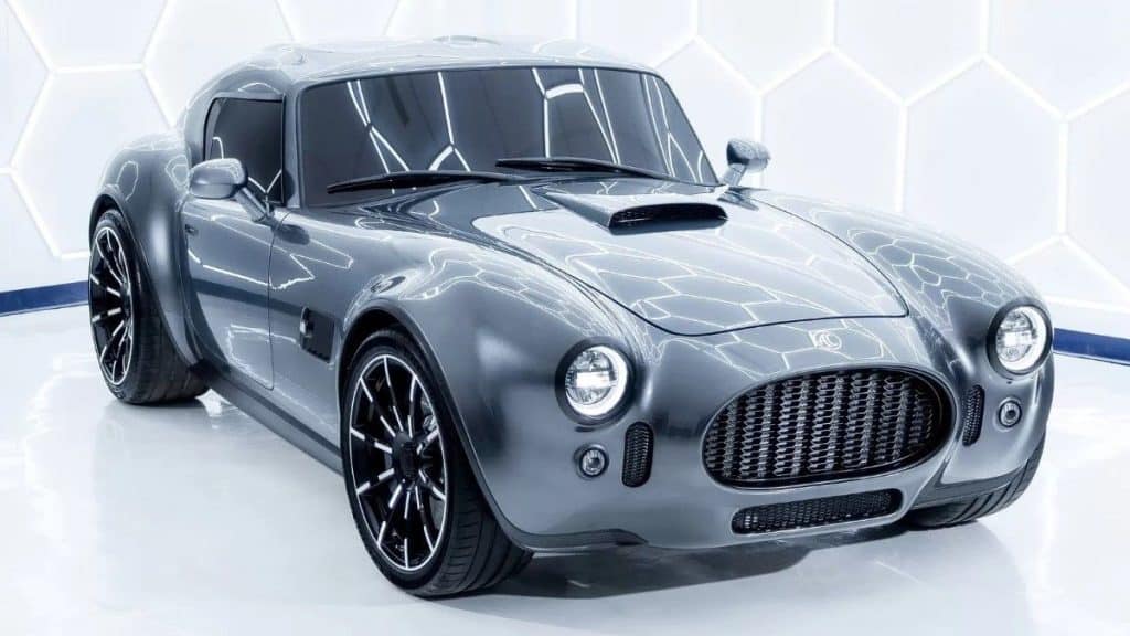 AC Cobra GT Coupe: Moderne komponente i V8 motori